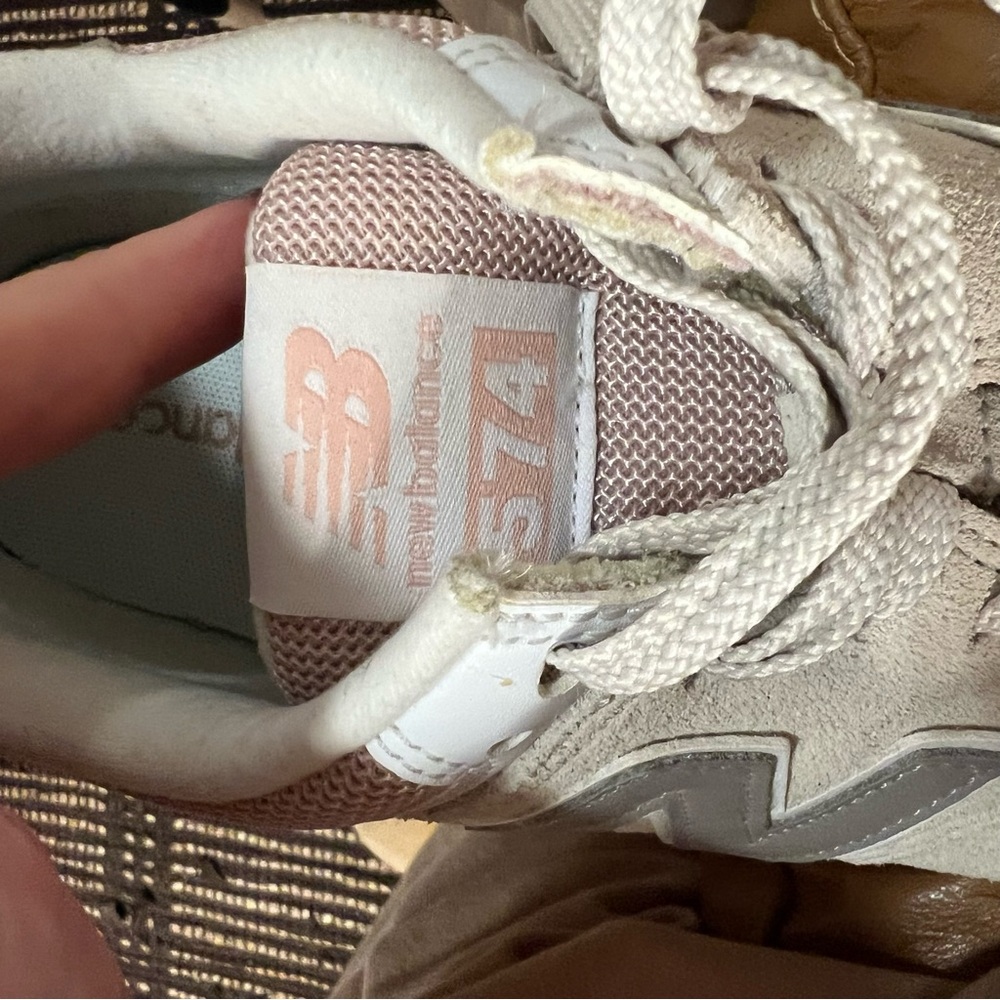 New Balance 547 Series Cream and Pink Sneakers (Gently used) - Picture 5 of 8